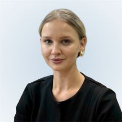 Степанова Юлия